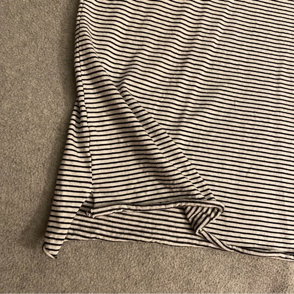 AE black & white striped oversized tee - Picture 4 of 8